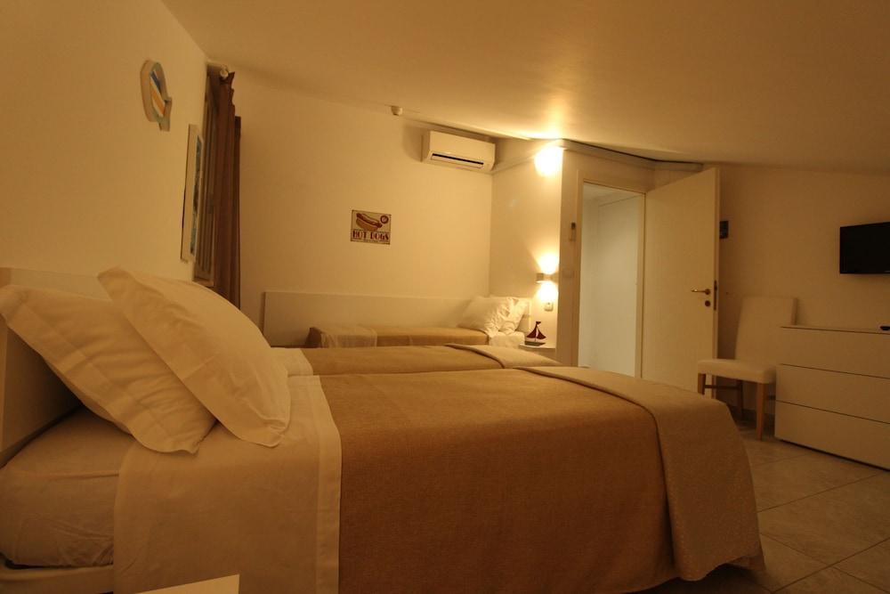 Ambra Hotel Cattolica Esterno foto