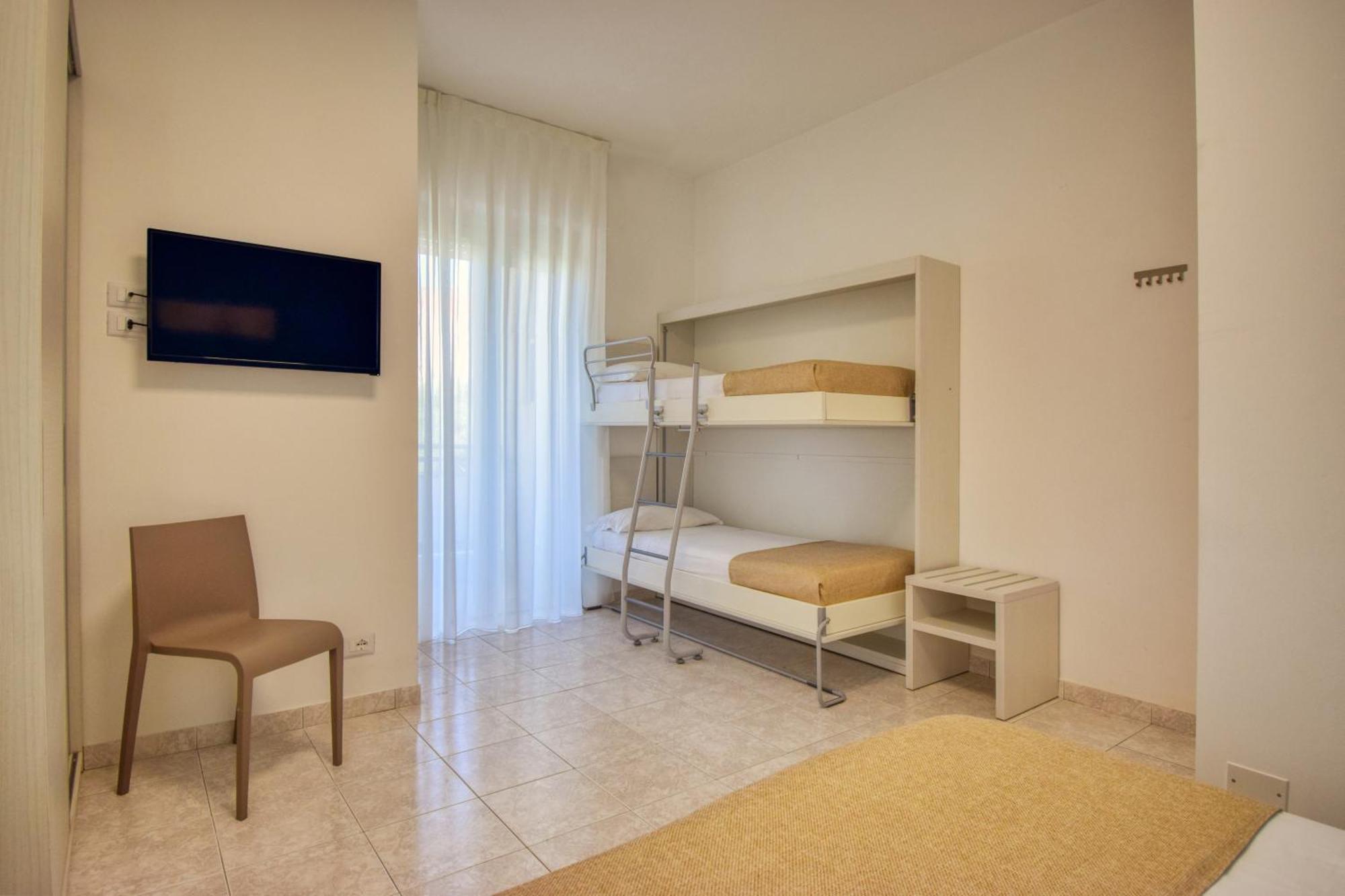 Ambra Hotel Cattolica Esterno foto