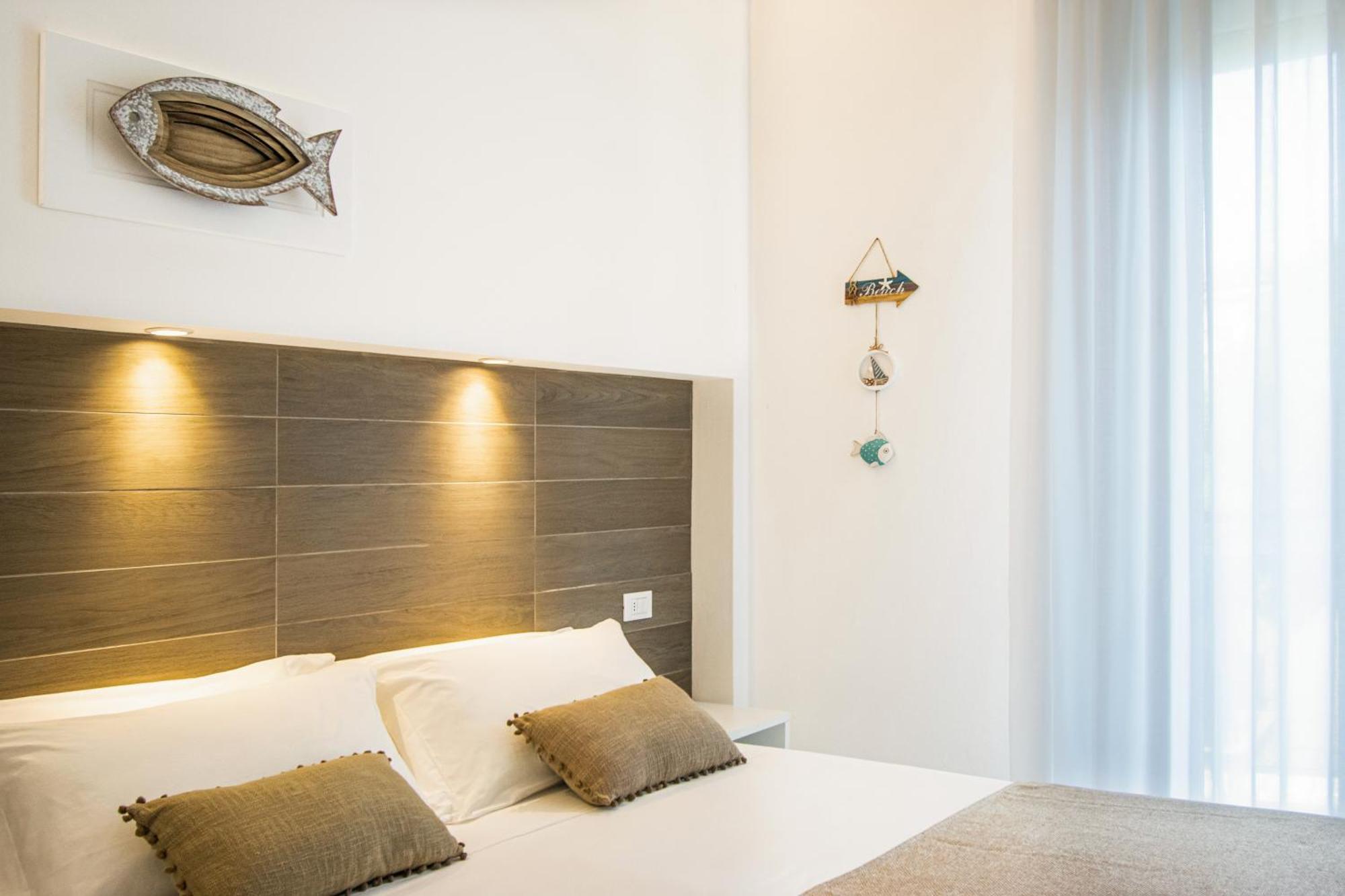 Ambra Hotel Cattolica Esterno foto
