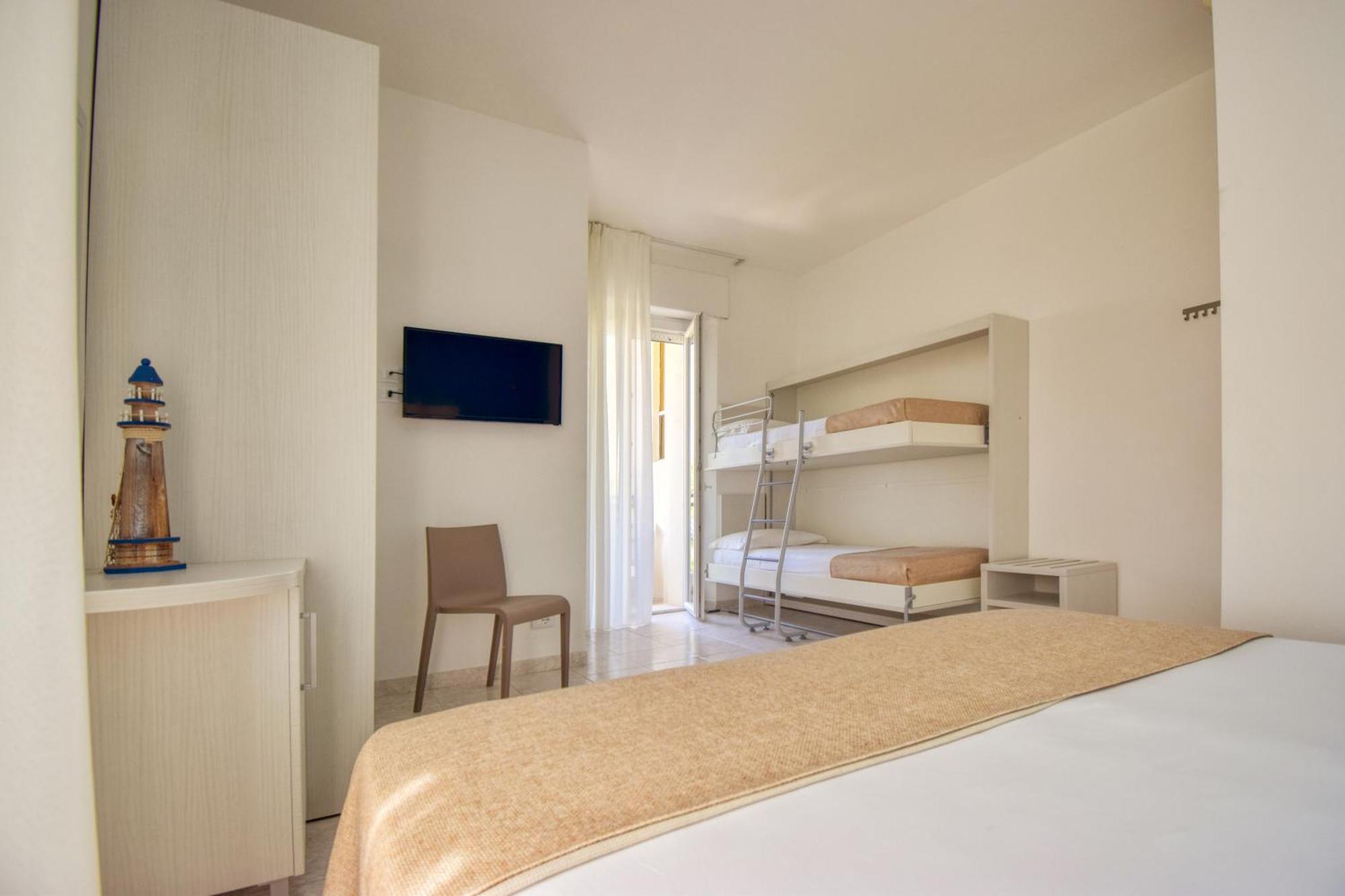 Ambra Hotel Cattolica Esterno foto